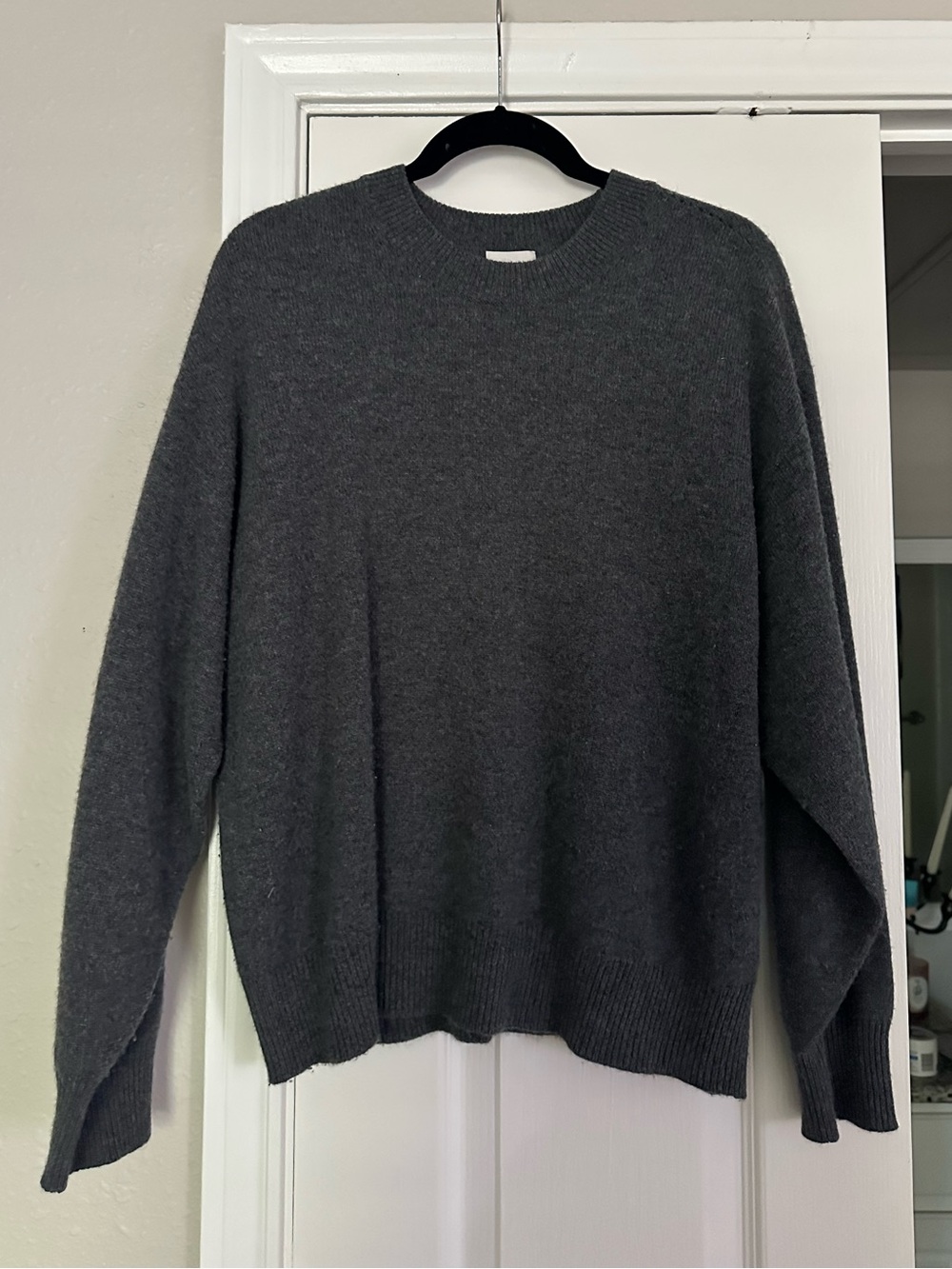 Wilfred (Aritzia) sweater